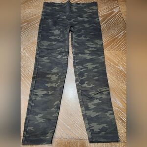 Spanx Leggings Large Look at Me Now Seamless Shapewear